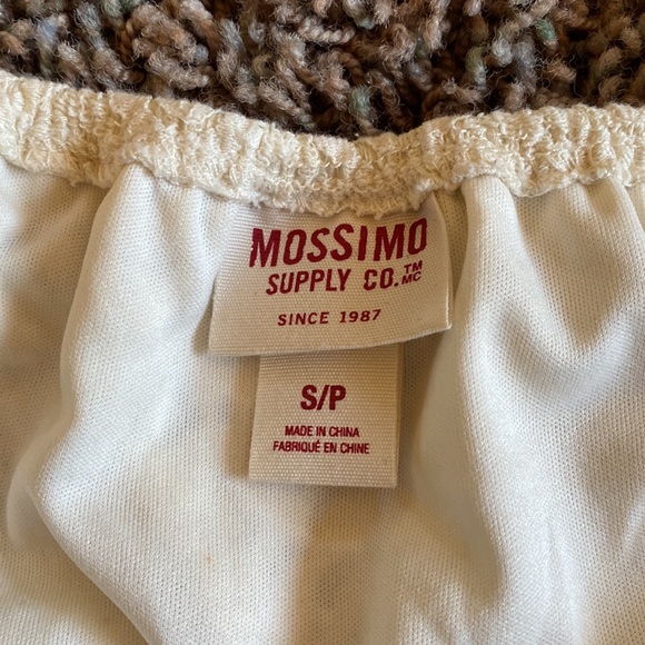 Small lace spaghetti strap romper - Picture 3 of 3